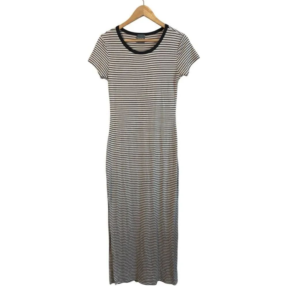 Olivia Rae New York Stripe Maxi Dress Short Sleeve